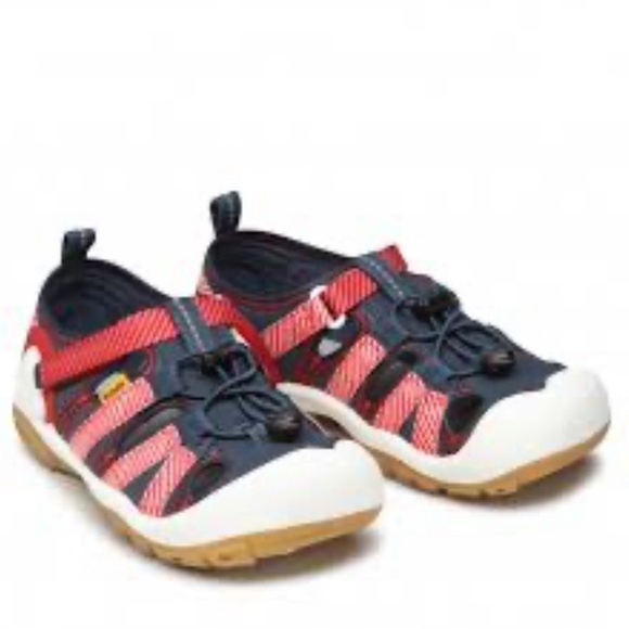 KEEN Knotch Creek Sandals - Picture 1 of 11